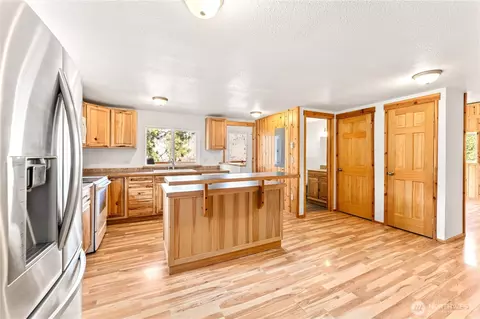 Kitchen - 52 Reflection Ln, Chelan, WA 98816 photo 1 of 5