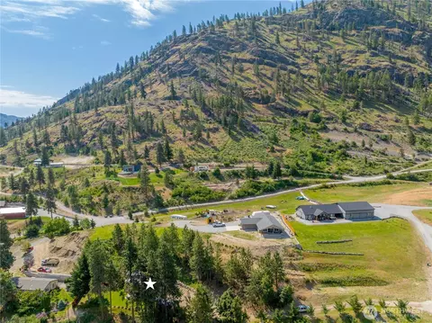View/Area - 52 Reflection Ln, Chelan, WA 98816 photo 2 of 4
