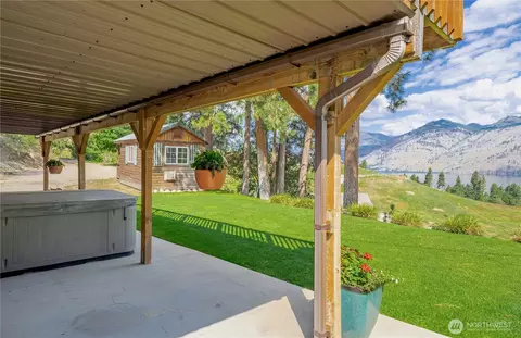 Exterior - 52 Reflection Ln, Chelan, WA 98816 photo 5 of 8