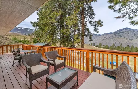 Exterior - 52 Reflection Ln, Chelan, WA 98816 photo 4 of 8