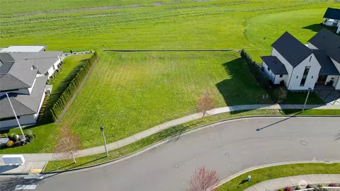 1701 Farmview Ter, Lynden, WA 98264