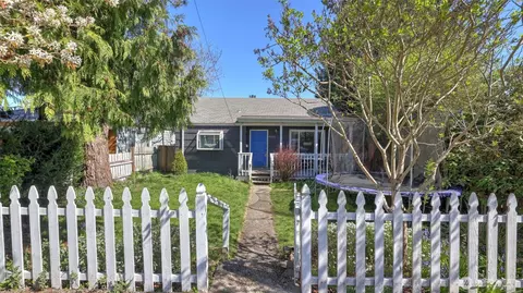 8650 10th Ave SW, Seattle, WA 98106