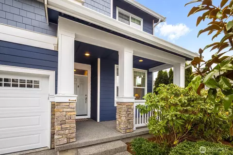 Exterior - 4319 30th Dr SE, Everett, WA 98203 photo 4 of 7