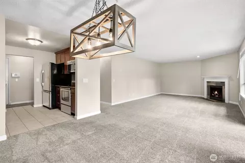 1800 SW 318th Pl #31C, Federal Way, WA 98023