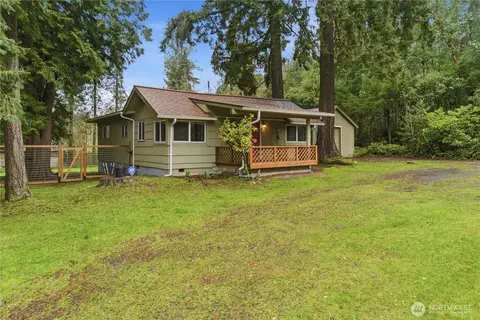 3661 Trenton Ave NE, Bremerton, WA 98310