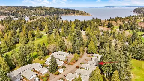 41 Highland Greens Dr #5, Port Ludlow, WA 98365
