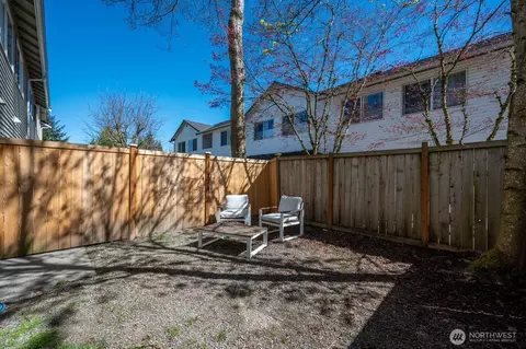 Exterior - 13607 56th Ave SE, Everett, WA 98208 photo 6 of 6