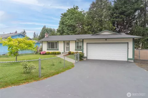 6955 Aegean Blvd NE, Bremerton, WA 98311