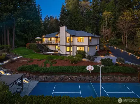 3529 207th Ave SE, Sammamish, WA 98075