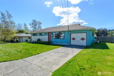1805 37th St, Anacortes, WA 98221