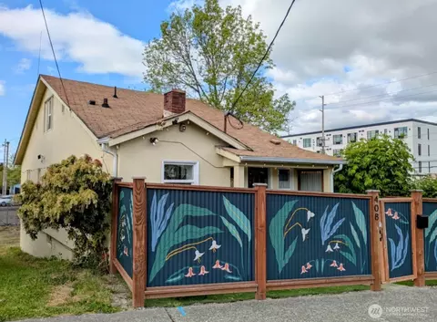 408 7th Ave SE, Olympia, WA 98501