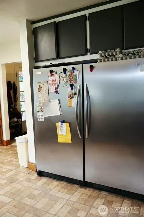 Kitchen - 306 Minkler Rd, Winlock, WA 98596 photo 6 of 7