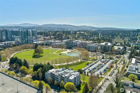 10015 NE 4th St #3002, Bellevue, WA 98004