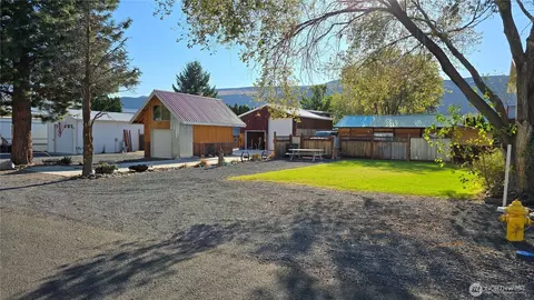 722 Boyer Ave SW, Quincy, WA 98848