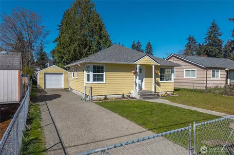 815 119th St S, Tacoma, WA 98444