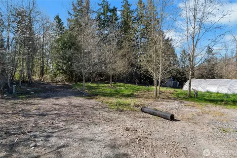 Exterior - 816 299th St E, Roy, WA 98580 photo 7 of 8