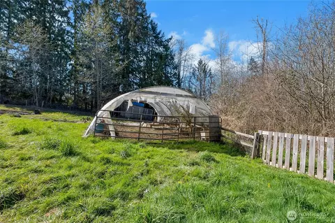 Exterior - 816 299th St E, Roy, WA 98580 photo 6 of 8
