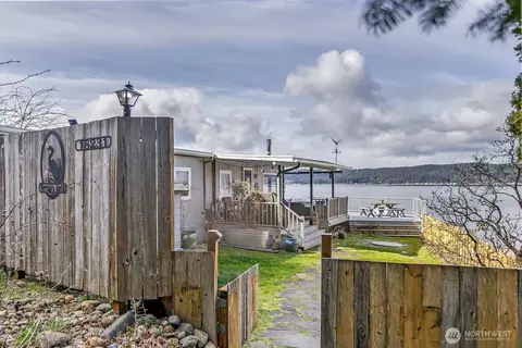 18231 NE North Shore Rd, Tahuya, WA 98588