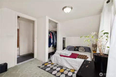 Bedroom - 1628 Oakes Ave, Everett, WA 98201 photo 3 of 4