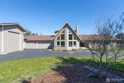 81 Bon Jon View Way, Sequim, WA 98382