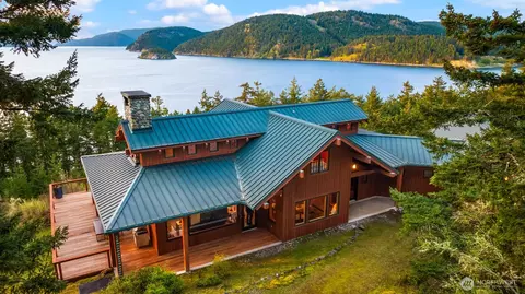 707 NW Thatcher Pass Rd, Blakely Island, WA 98222