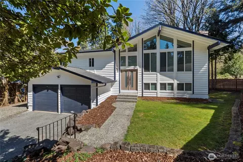 10518 165th Pl NE, Redmond, WA 98052