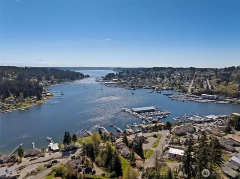 9701 Woodworth Ave, Gig Harbor, WA 98332