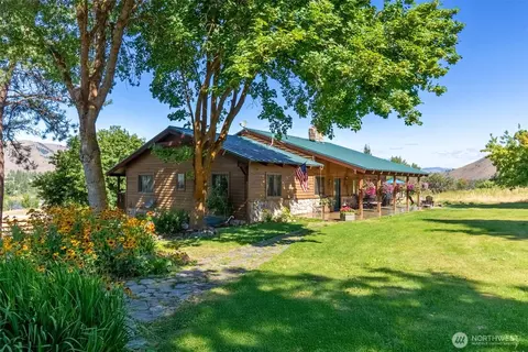 54 Wilson Rd, Winthrop, WA 98862