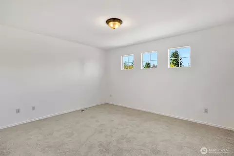 Bedroom - 20412 123rd Ave NE, Bothell, WA 98011 photo 8 of 11