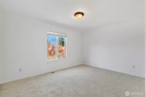 Bedroom - 20412 123rd Ave NE, Bothell, WA 98011 photo 9 of 11