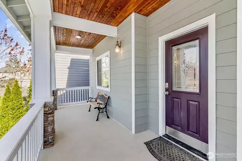 Exterior - 20412 123rd Ave NE, Bothell, WA 98011 photo 2 of 7