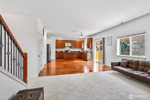 Living - 20412 123rd Ave NE, Bothell, WA 98011 photo 5 of 6