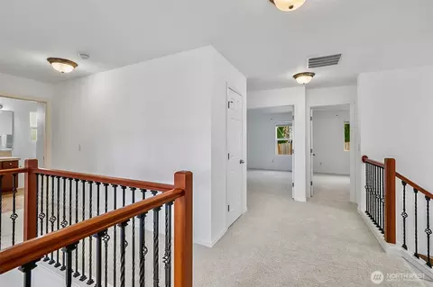 Entry Way - 20412 123rd Ave NE, Bothell, WA 98011 photo 1 of 1