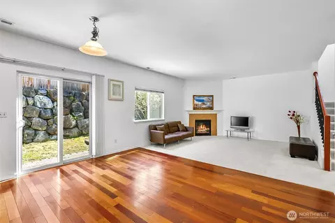 Living - 20412 123rd Ave NE, Bothell, WA 98011 photo 3 of 6