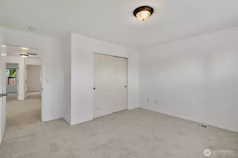 Bedroom - 20412 123rd Ave NE, Bothell, WA 98011 photo 5 of 11