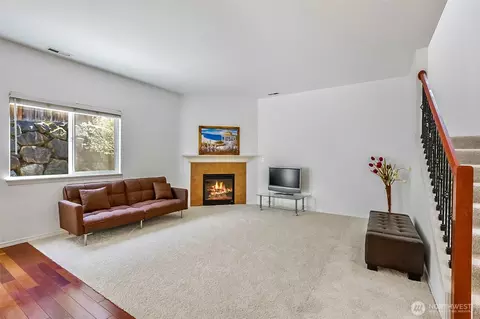Living - 20412 123rd Ave NE, Bothell, WA 98011 photo 4 of 6