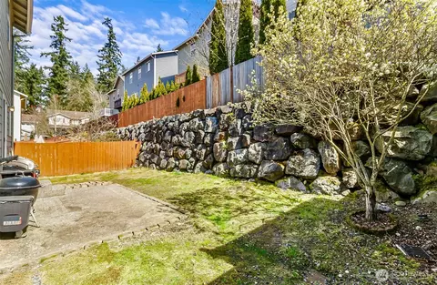 Exterior - 20412 123rd Ave NE, Bothell, WA 98011 photo 3 of 7