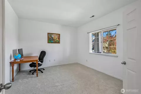 Bedroom - 20412 123rd Ave NE, Bothell, WA 98011 photo 1 of 11