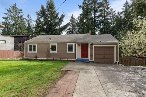 1210 108th Ave SE, Bellevue, WA 98004