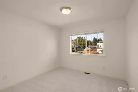 Bedroom - 24 174th Pl SW, Bothell, WA 98012 photo 4 of 6
