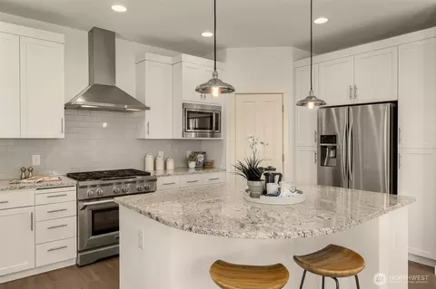 Kitchen - 24 174th Pl SW, Bothell, WA 98012 photo 4 of 5