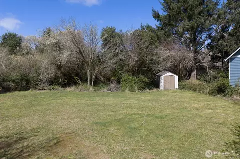 130 Jib St NW, Ocean Shores, WA 98569