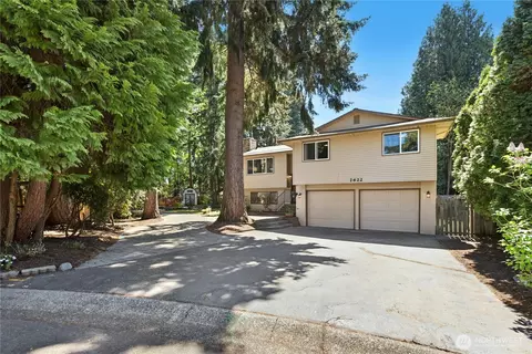 Exterior - 2622 169th St SE, Bothell, WA 98012 photo 2 of 9