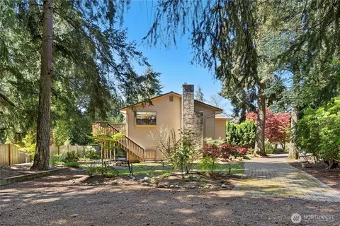 Exterior - 2622 169th St SE, Bothell, WA 98012 photo 6 of 9