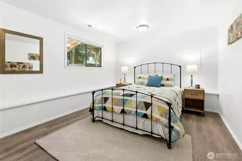 Bedroom - 2622 169th St SE, Bothell, WA 98012 photo 5 of 5