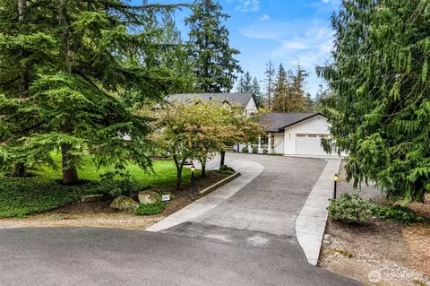 20627 NE 66th Pl, Redmond, WA 98053