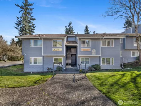 4118 212th St SW #202C, Mountlake Terrace, WA 98043