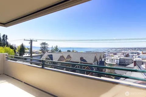 1007 High St #203, Bellingham, WA 98225