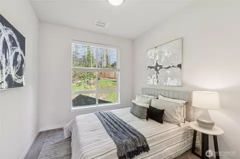 Bedroom - 10942 NE 189th Pl #E, Bothell, WA 98011 photo 3 of 4