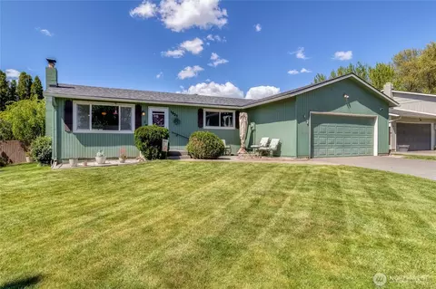 1521 SE Freedom Pl, College Place, WA 99324
